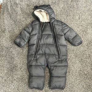 Gap baby 0-6 month snowsuit